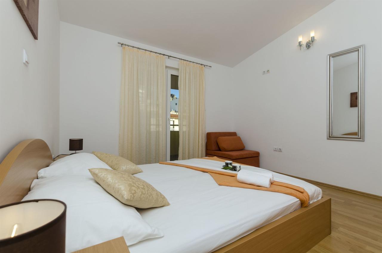 Duće Apartments Srecko מראה חיצוני תמונה