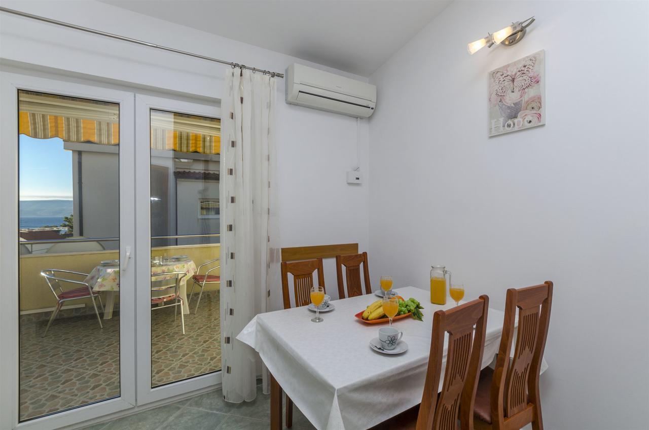 Duće Apartments Srecko מראה חיצוני תמונה